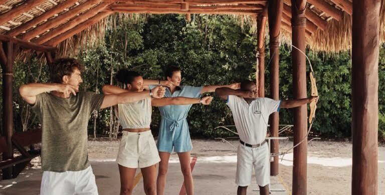animateurs en action au club med