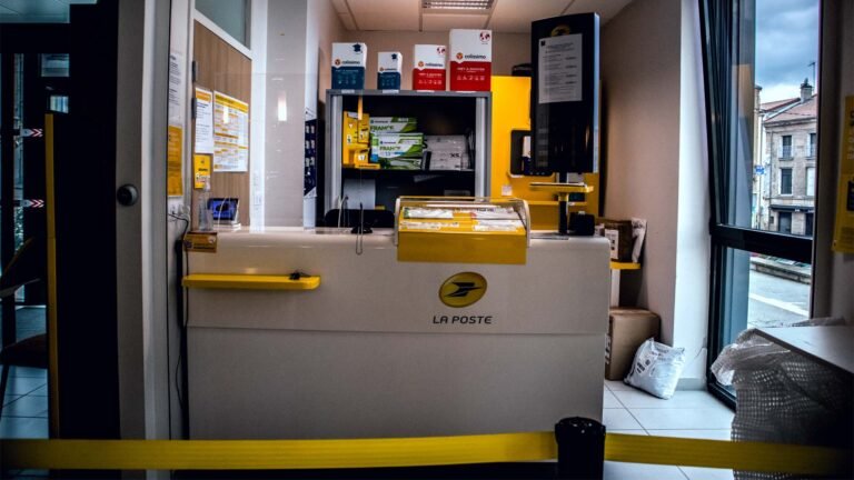 bureau de la poste a saint heand