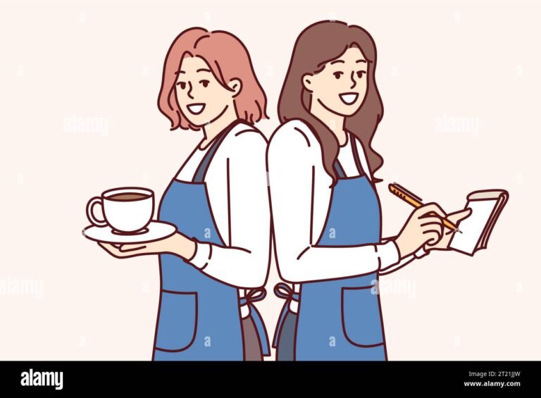 clients souriants dans un cafe anime