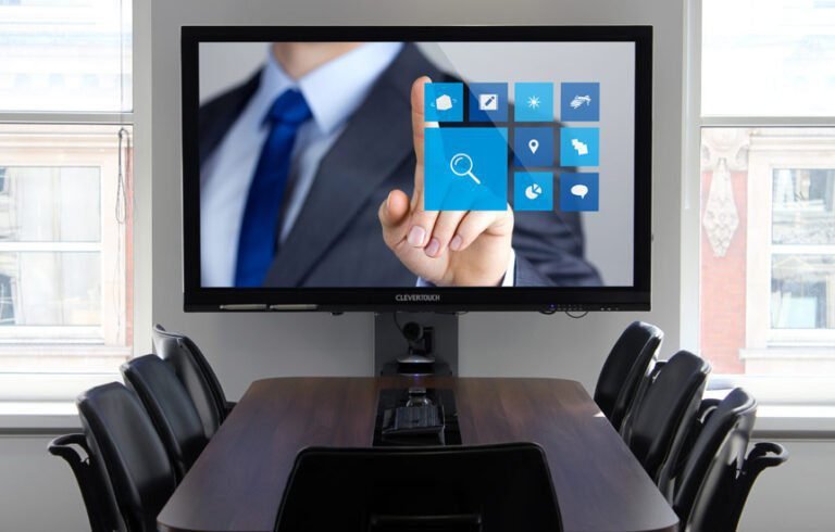 ecran dordinateur avec site de formation