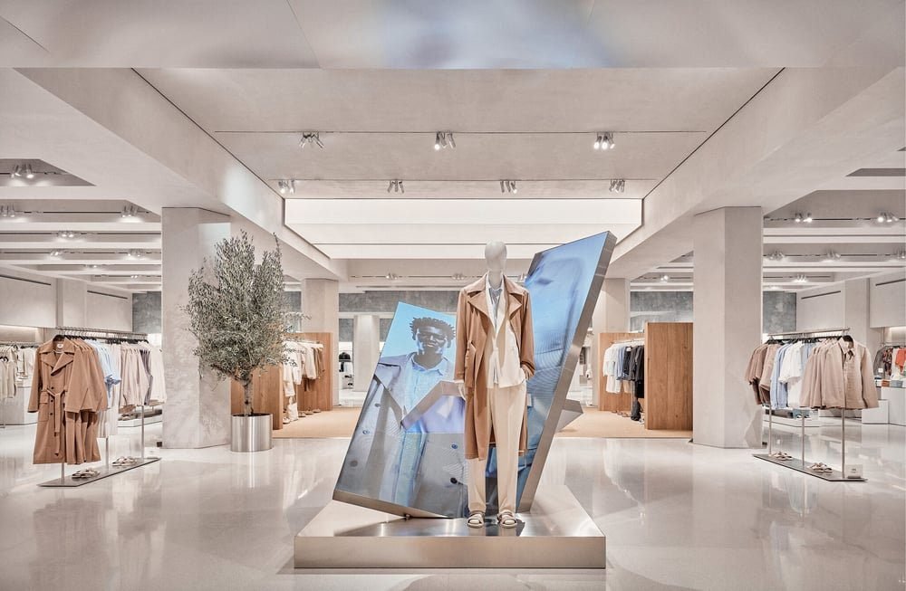 Où se trouve le magasin Zara sur les Champs-Élysées à Paris
