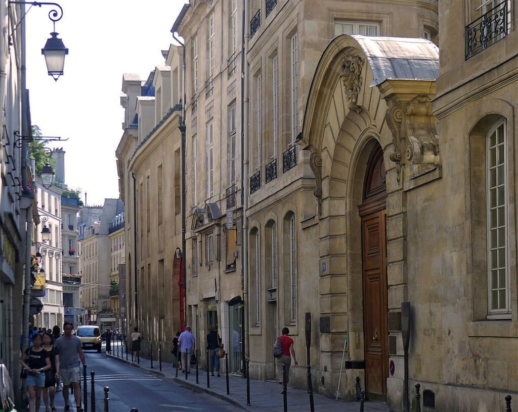 Où se trouve le magasin Oysho rue du Temple à Paris