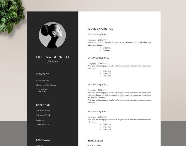 un cv elegant sur un bureau moderne