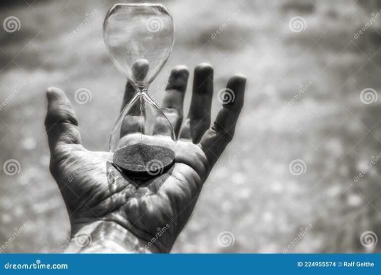 un sablier symbolisant le temps qui passe