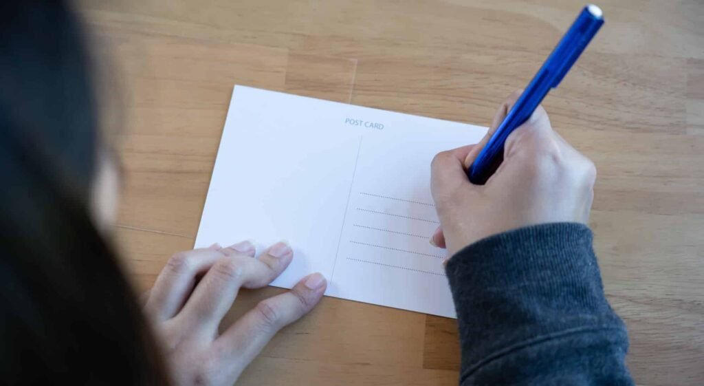 Comment utiliser correctement "Veuillez agréer, Madame, Monsieur" dans une lettre 8 Comment utiliser correctement « Veuillez agréer, Madame, Monsieur » dans une lettre