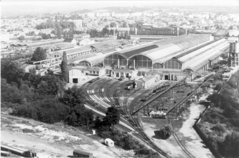 vue aerienne de varennes vauzelles