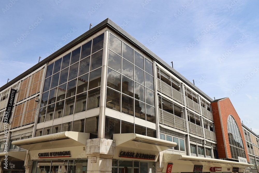 Où se trouve le magasin Pull and Bear à Châtelet Les Halles 6 Où se trouve le magasin Pull and Bear à Châtelet Les Halles